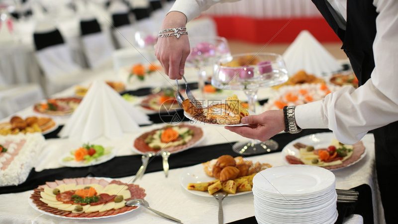 休闲食品OEM代工厂：揭秘背后的专业与品质**